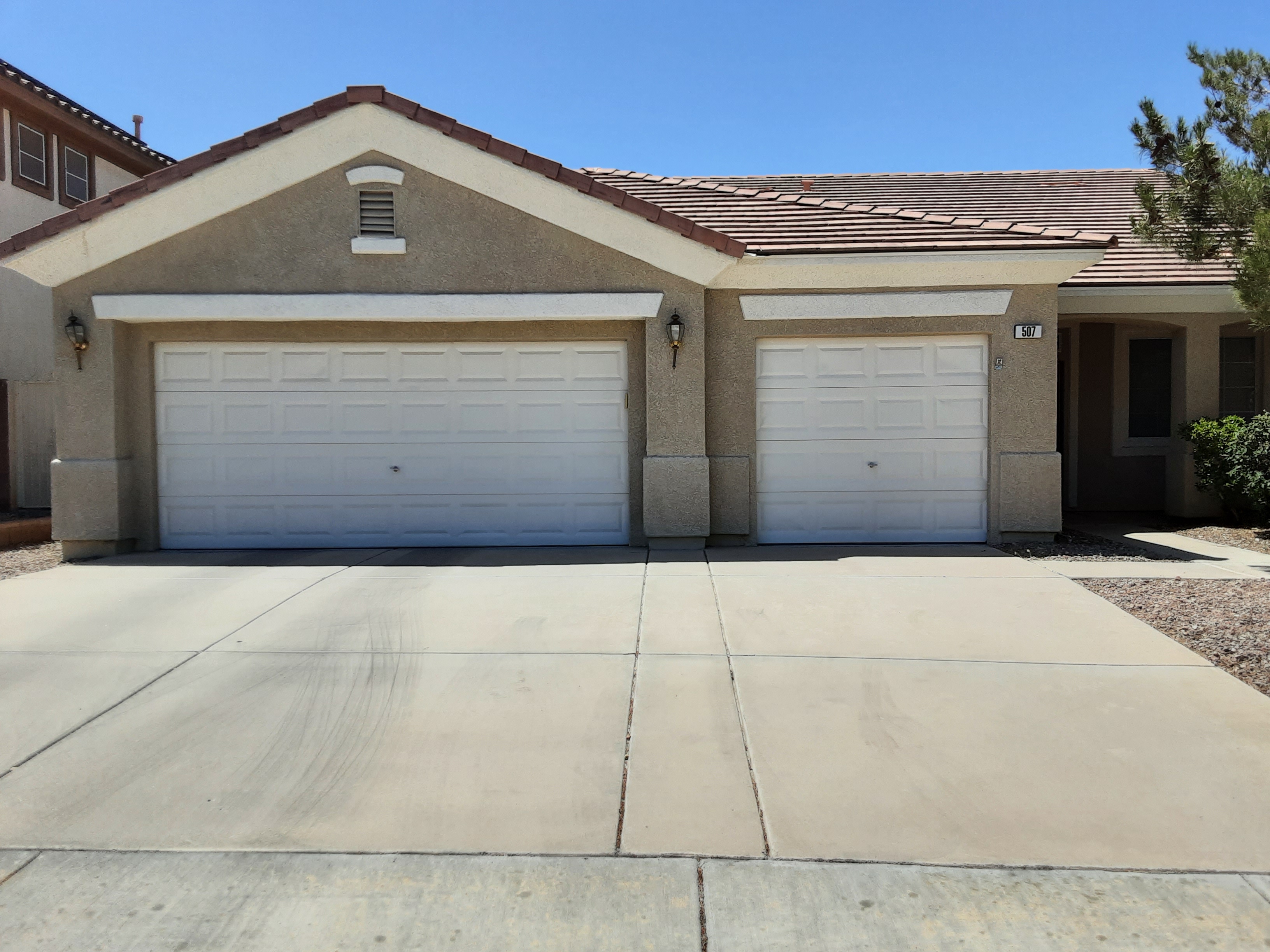 Henderson Room for Rent